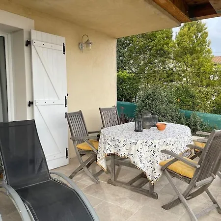 Bas De Villa Chez Marta Antibes Exterior photo
